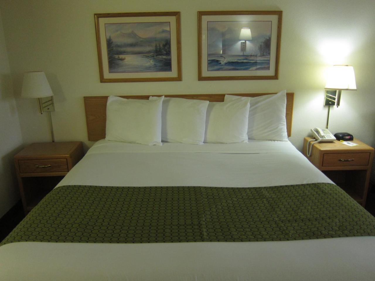 Days Inn By Wyndham Ocean Shores Szoba fotó